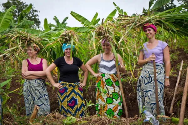 Community & Cultural Visits in Rwanda (Iby’Iwacu & Villages