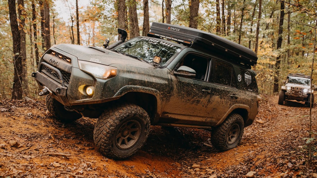 Rwanda Airport Transfers & Getting Around for Safari Travelers