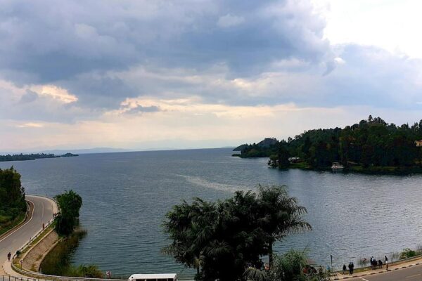 Rwanda and Uganda Safari Itinerary with Lake Kivu